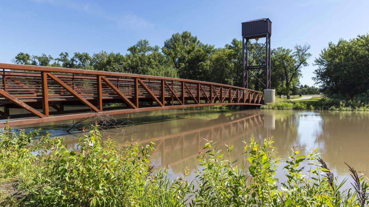 Hero1_RedRiverFootbridge_Fargo_